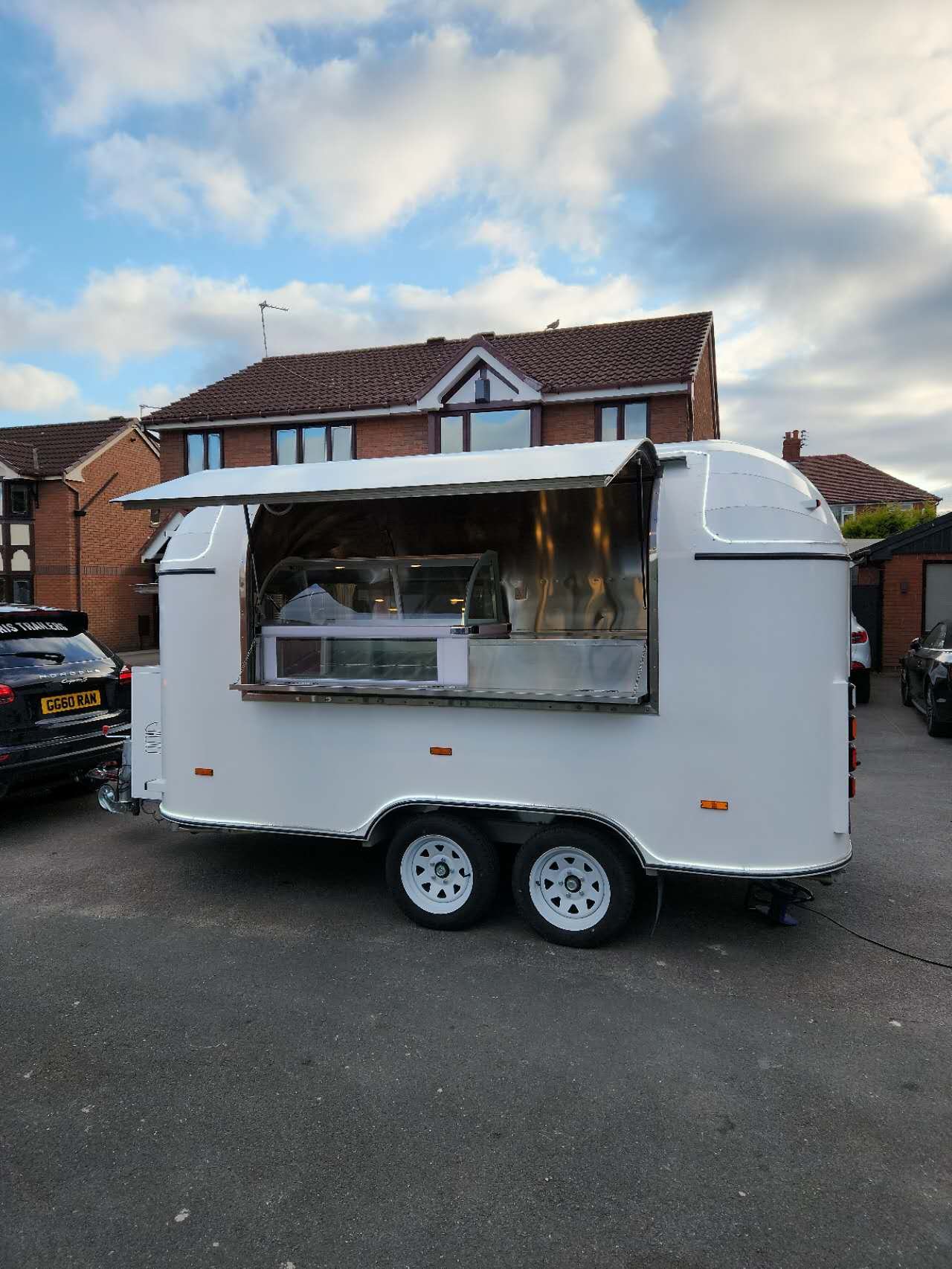 Chris Machinery ice cream trailer