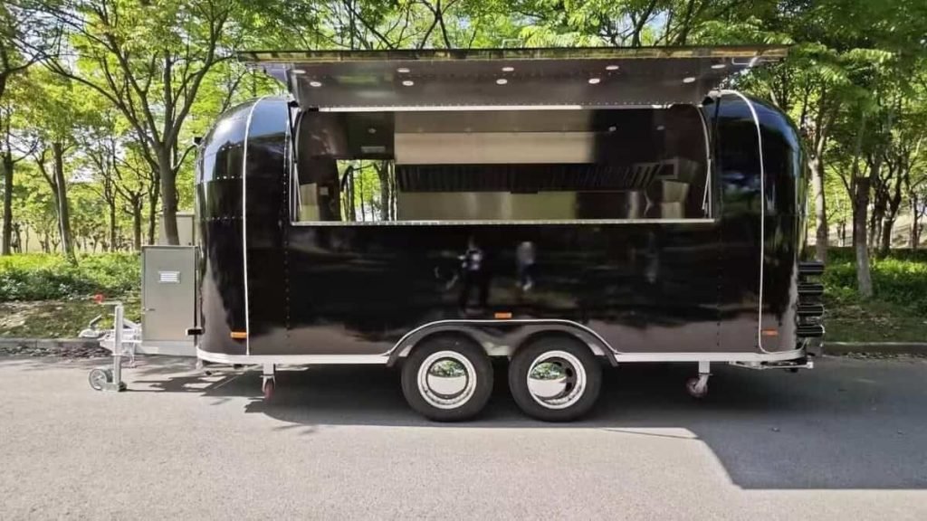 CM-450AP Airstream food trailer