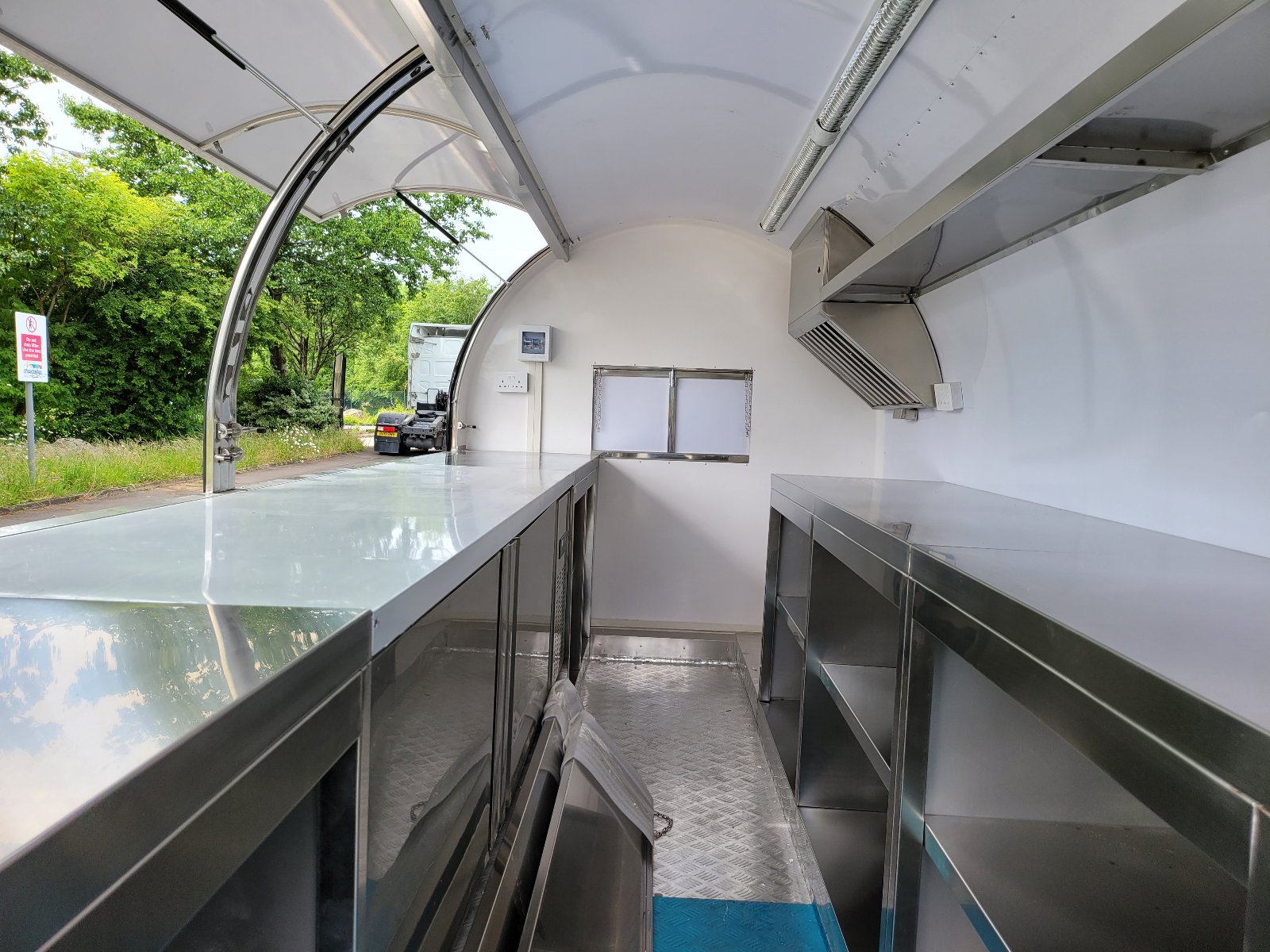 Interior space of CM-400WP small food trailer